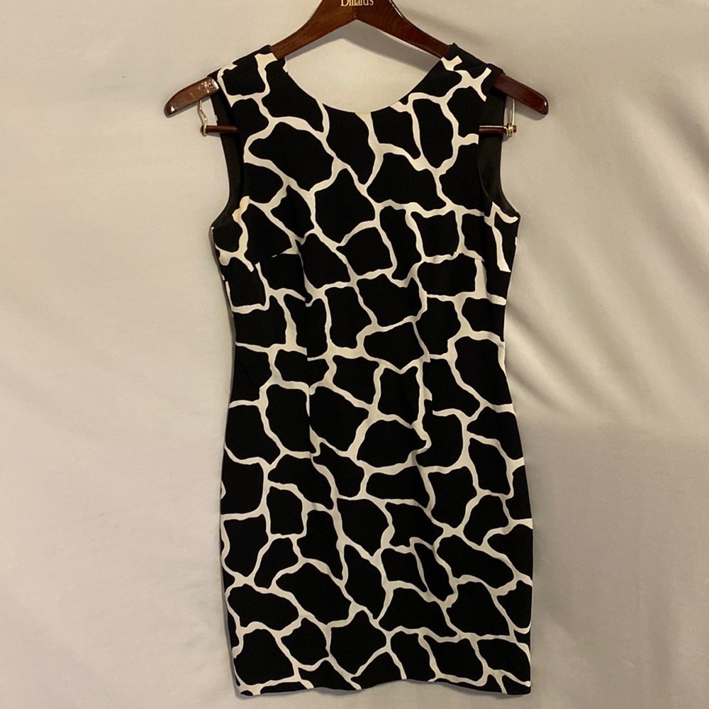 Tootsies Vintage 1990s  shift dress 6  Black and White Giraffe Print